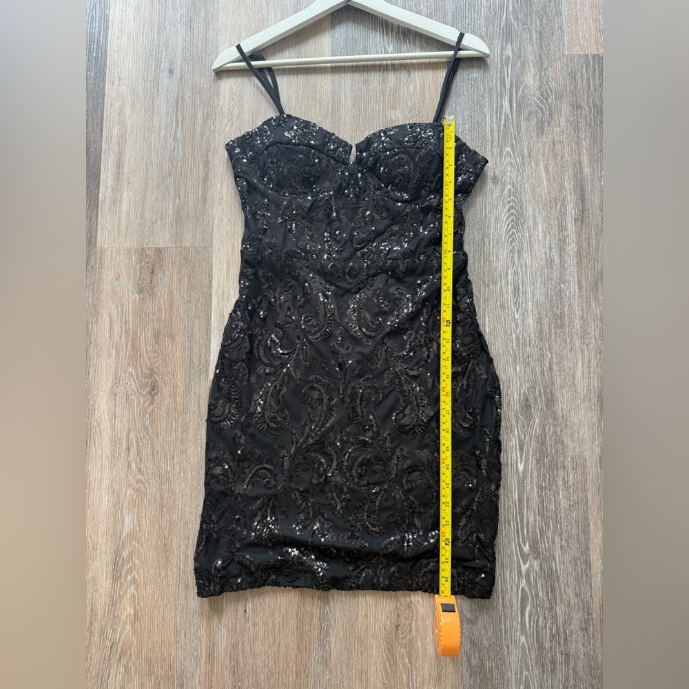 *Windsor Gorgeous Black Strapless Dress - Picture 10 of 15